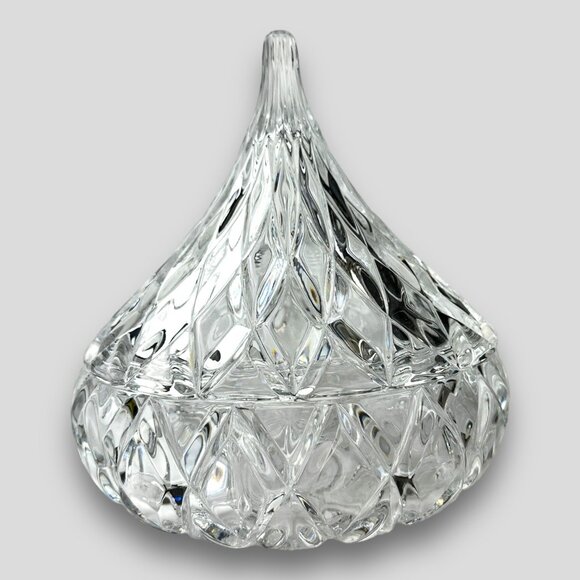 Vintage Crystal Kiss Shaped Candy Dish with Lid Mint Condition Elegant Retro - Picture 9 of 9